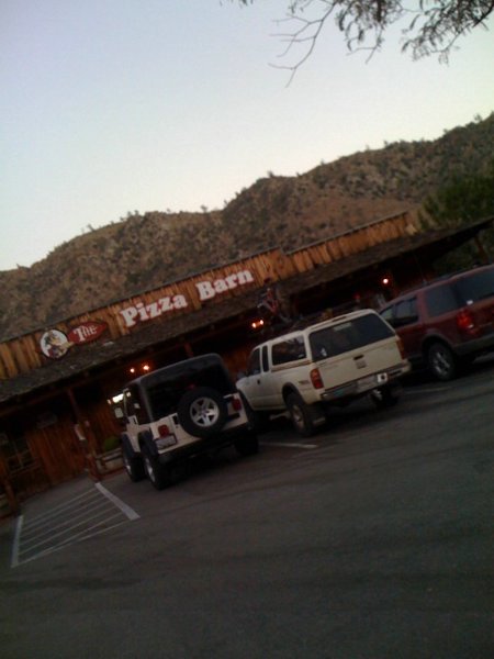 04 pizza barn.jpg